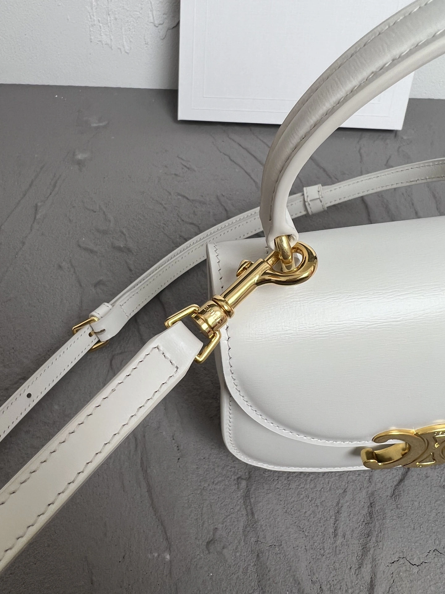 MOMO-- 358i95 10L063GCJ.00WC high quality version Mini Besace Calfskin sheepskin item:D-B202I2127